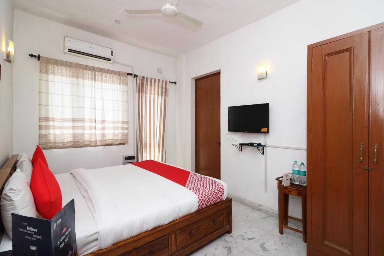 Oyo 2944 Urusvati Art And Habitat Centre Hotel Badshahpur Exterior photo